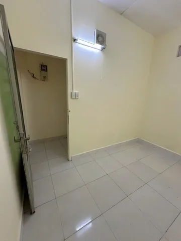 L1731 ⭐️ Giảm 100tr! sát Ngã tư Hàng Xanh, SHR, Vuông, 2 tầng, 3.8x19m, 5.x tỷ