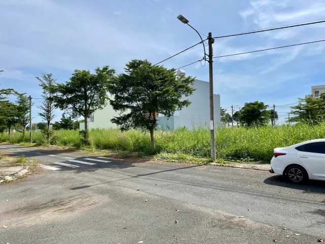 Bán đất đường 17m thông qua T&T Millennia, 80m², giá 2.6 tỷ Xã Cần Giuộc