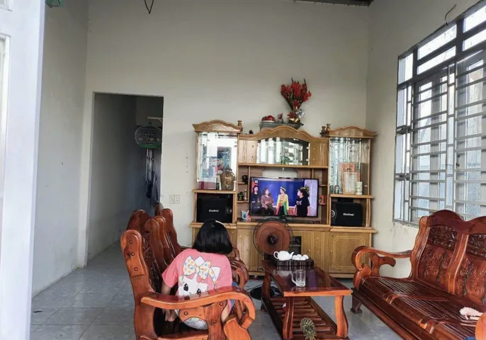 Bán nhà cấp 4 ở liền 8x50m thổ cư 150m2,hướng tây Nam bán 1tỷ649