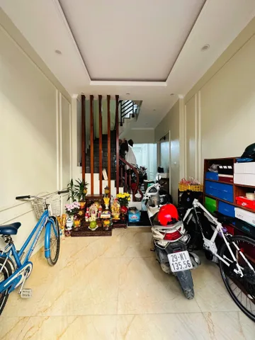 Nhà Mới-Nhà Đẹp! Xuân La,Gần Phố,Ngõ Nông Thoáng,DT: 37m2 x 5Tầng,Giá: 11.5 tỷ Tây Hồ