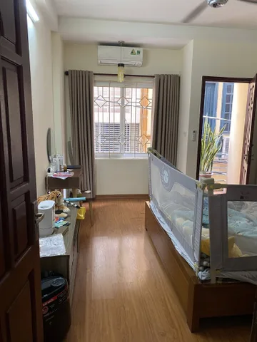 Bán Nhà! Nguyễn Đình Hoàn,60m Ra Phố,Ngõ Nông,Gần Phố,DT: 45m2 x 5Tầng,MT: 3.7m,Giá: 13.99