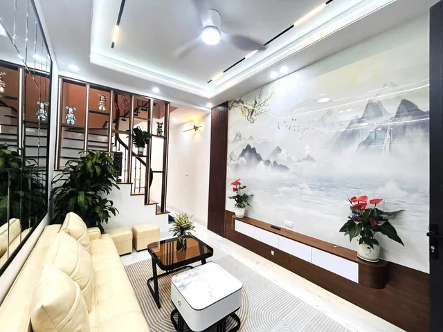 Nhà đẹp Đại Mỗ 45M 4 Tầng, 5 phòng, nội thất đẹp, ô tô đỗ gần giá 7.5 tỷ