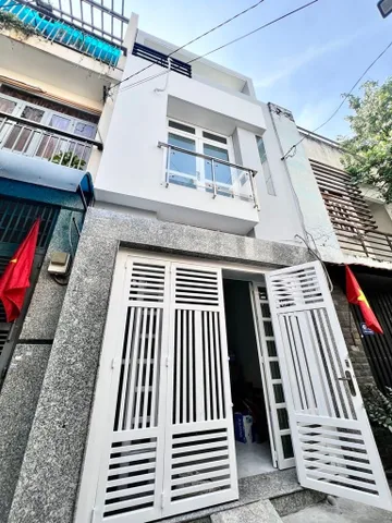 Bán nhà ngay Aeon Tân Phú, hẻm 5m, 3pn, 3 tầng, 50m2 , giá chỉ 7 tỷ