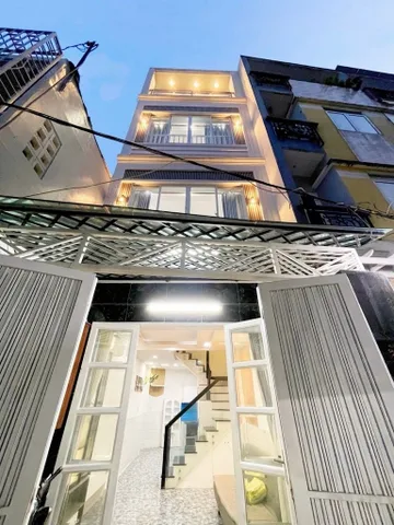 Bình thạnh sổ hồng riêng, gần chơ, gấp bán.