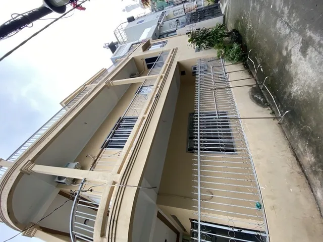 Bình thạnh căn góc chủ gấp bán