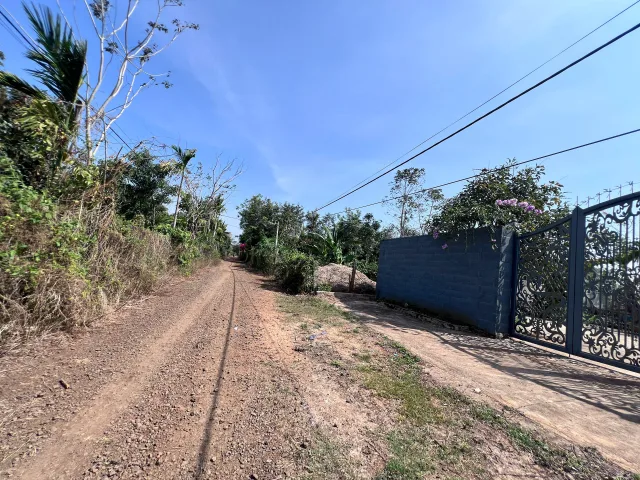 BÁN  NHANH LÔ ĐẤT HÒA KHÁNH