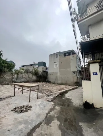 BÁN ĐẤT SÁT ĐƯỜNG TUYỂN THAN,PHƯỜNG HẠ LONG