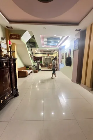 Bán Gấp Nhà Phố 4 Tầng Xe Tải Ngủ Trước Sân Trong KDC Thới An Đường Lê Thị Riêng Quận 12