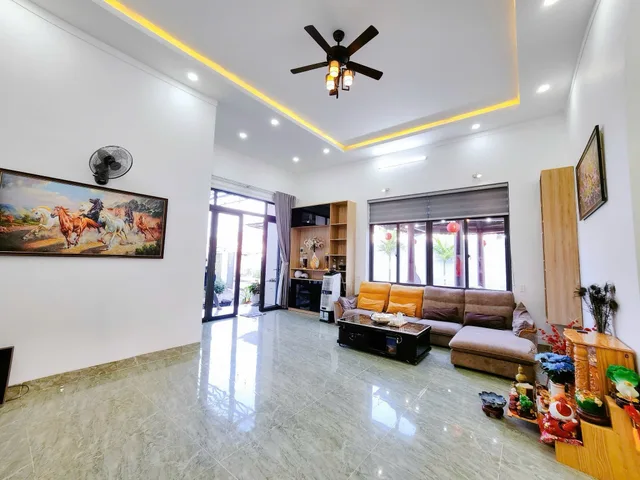Bán nhà 479.8m² giá 12.69 tỷ Phường Buôn Ma Thuột