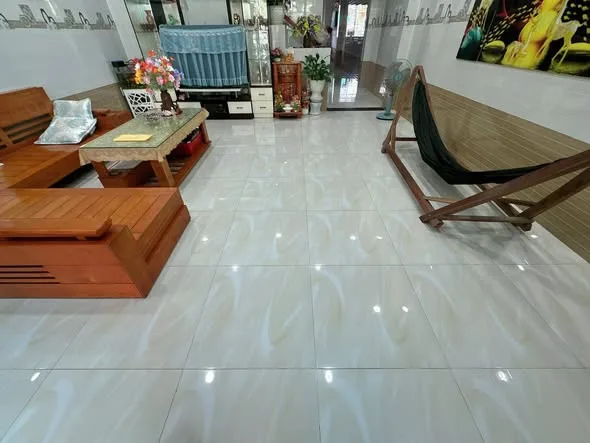 Bán nhà 1 trệt 1 lầu phường Phú Tân,đường oto.Gía 3,87 tỷ