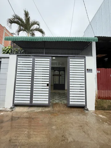 Bán nhà hẻm 102 Nguyễn Tất Thành 97.2m² ngang 4.5m giá 3.69 tỷ Phường Tân Lập
