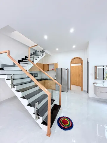 NHÀ CÓ THỂ SỬA, vị trí thì không thể. TỔ ẤM không thể thiếu trong cuộc đời.SIÊU PHẨM gần biển.