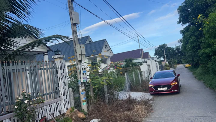 Bán nhà 427.3m² ngang 15m giá 3.75 tỷ Xã Cam Hiệp