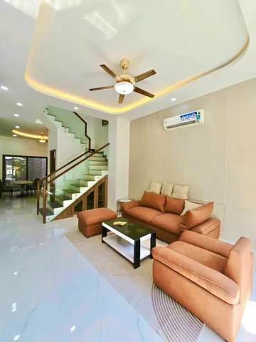 🚗 BÁN NHÀ 3 TẦNG - 62M2( 4*15.5), HOÀN CÔNG - 4PN, 3WC - KHÔNG QH, LG - ĐA TIỆN ÍCH - HẺM XE HƠI 7M, VỈA HÈ - GẦN VINHOM, VÀNH ĐAI 3 - LONG BÌNH, THỦ ĐỨC.(A)