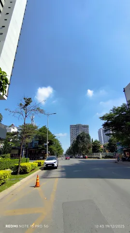 Bán gấp đất dự án Huy Hoàng xây cao tầng mặt tiền đường Tạ Hiện TP Thủ Đức cũ dt đất 144m² ngang 8m giá 86 tỷ