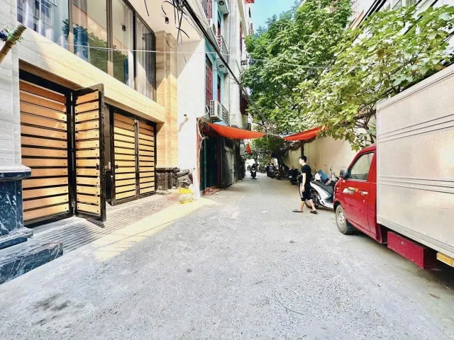 BÁN TÒA NHÀ CHDV ĐƯỜNG KIM GIANG. 7 TẦNG. THANG MÁY. 34 CĂN HỘ.