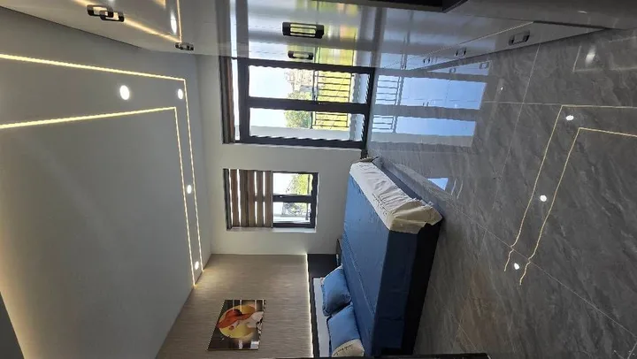 BÁN NHÀ THẠNH XUÂN 33 – SIÊU PHẨM NHÀ PHỐ 5 TẦNG FULL NỘI THẤT CAO CẤP – XE HƠI NGỦ TRONG NHÀ