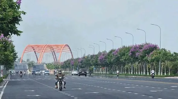 Bán đất 1613.4m² ngang 28.9m giá 32.27 tỷ mặt tiền đường Võ Văn Kiệt, phường Trường An nay là Phường Long Châu, tỉnh Vĩnh Long