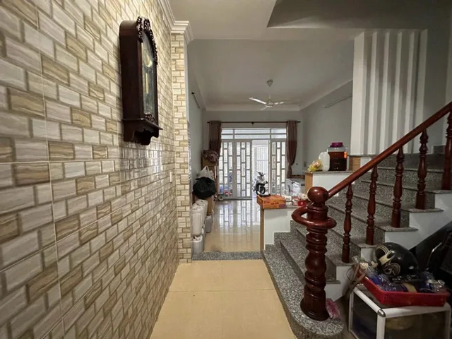 Bán Nhà Mặt Tiền Thạnh Lộc 29 Quận 12 – Nhà Phố 1 Trệt 3 Lầu, Kinh Doanh Đa Ngành, Tặng Full Nội Thất Cao Cấp