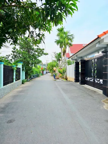 🚗 GẤP BÁN NHÀ 2 TẦNG - 68M2( 4*17) - HOÀN CÔNG ĐỦ - HẺM XE HƠI 6M - GẦN BẾN XE MIỀN ĐÔNG, NHÀ THỜ CAO THÁI - LONG BÌNH, THỦ ĐỨC.(A)