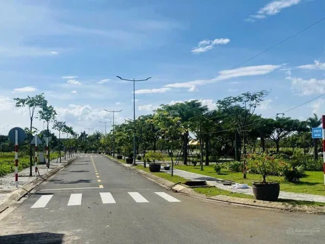 Chỉ từ 999tr đất KDC Long Thành, ngay trục kết nối SBQTLT, đường 45m, SHR