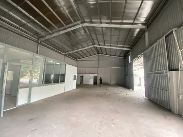 Cho thuê Kho góc 2 Mặt Tiền Phường Phú Tân - gần Thành Phố Mới Bình Dương