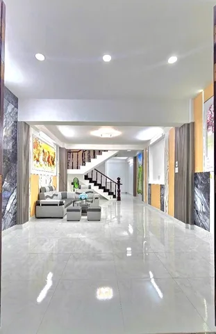 BÁN NHÀ ĐẸP SÁT LÊ VĂN QUỚI - NGÃ TƯ 4 XÃ - 4PN - HẺM ÔTÔ - ( 4X13M )
