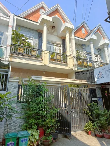🔴Bán nhà 2 lầu Bà Điểm 85m² full thổ cư giá chỉ 5.2 tỷ nhanh mới kịp ngay Xã Bà Điểm