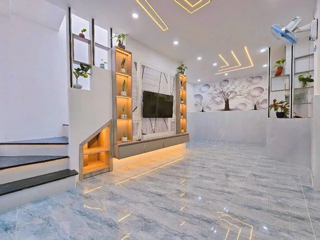 D1799 ⚡️ Giảm 210tr! sát Emart Phan Văn Trị, SHR, Nở hậu, 3.8x7m, 3.x tỷ
