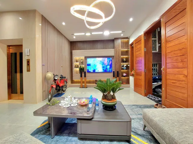 BÁN NHÀ PHỐ BẠCH MAI. 50M2 XÂY 6 TẦNG. THANG MÁY. NỘI THẤT CAO CẤP.