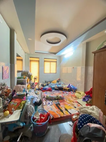 BÁN NHÀ PHẠM VĂN CHÍ QUẬN 6 5 TẦNG HẺM XE HƠI 40M2 7 TỶ SÁT MẶT TIỀN