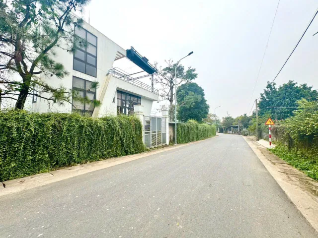 872m (100m thổ cư) - TRỤC CHÍNH HỒ ĐỒNG CHANH CHỦ F0 - giá 12 tỷ