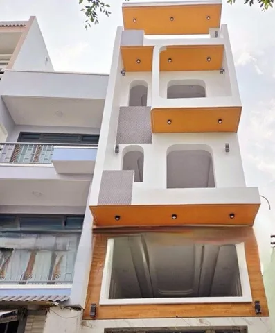 Nhà 4x15,  xây mới,5tầng, full nội thất cao cấp, 
Hẻm xe tải 7m,sổ vuông vức, chỉ 8xtỉ