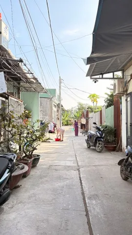 Bán nhà 3 Tầng, Hẻm ôtô Thông, DT: 56m² ngang 4m giá 5.9 tỷ Phường Bình Trị Đông