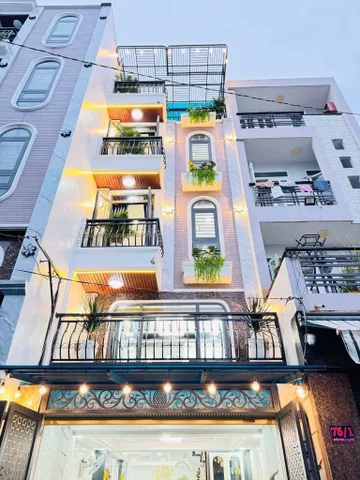 5 tầng , sổ hồng riêng, hẽm xe hơi, gấp bán