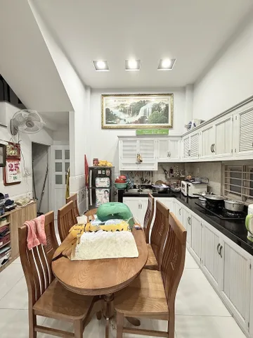 Bán nhà hẻm 129 TL15 Thạnh Lộc Quận 12 – Nhà ngang 7m, xe hơi thông, có 4 phòng trọ, giá tốt đầu tư & an cư