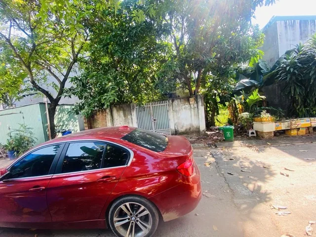 Bán Nhà Cấp 4 - Diện tích 99m2 – Hẻm xe hơi,  Phường Long Bình, Quận 9
