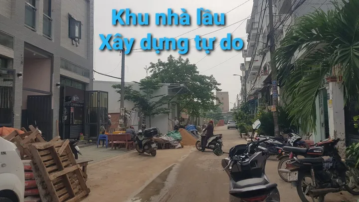 Bán đất 130m² thổ cư ngang 5x25m giá 5.5 tỷ Xã Bà Điểm Hóc Môn trục Phan Văn Hớn cách 2 dãy nhà