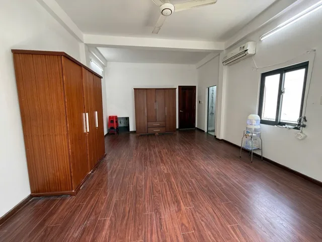 Hẻm 730 lạc long quân hxh đổ cửa 3 tầng btct 55 m2 nở hậu tài lộc nhỉnh 6 tỷ