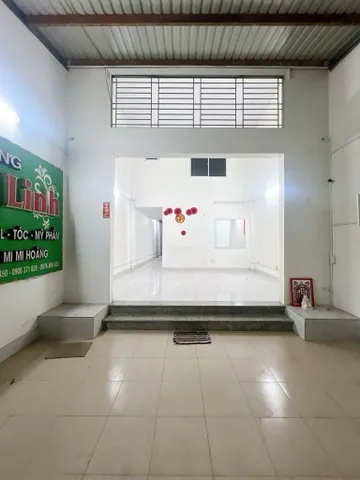 Bán Nhà gần Võ Văn Kiệt,ô tô đỗ cửa,(4x14) giá 5.4 tỷ.