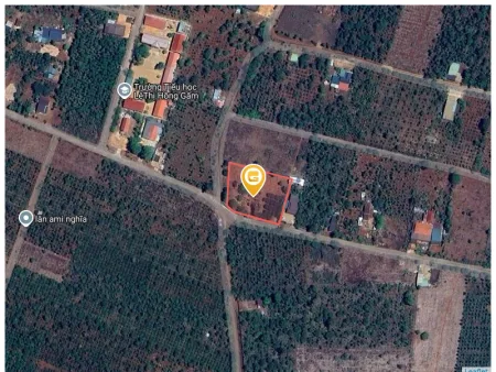 Bán đất 2432m² ngang 60m giá 5.7 tỷ Xã Quảng Phú