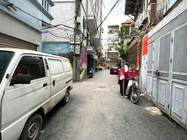 BÁN NHÀ MẶT NGÕ Ô TÔ ĐƯỜNG HOÀNG VĂN THÁI. 86M2 - 5 TẦNG.