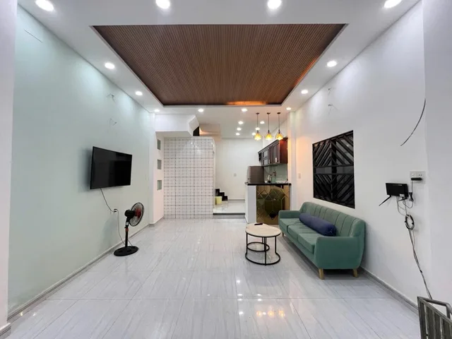 BÁN NHÀ ÂU DƯƠNG LÂN QUẬN 8 44M2 3 TẦNG 6.4 TỶ BTCT ĐẸP FULL NỘI THẤT HẺM AN NINH