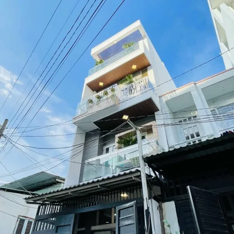 Gấp deal hời nhà SHR 120m2 Đường Pasteur Q3 3tỷ7