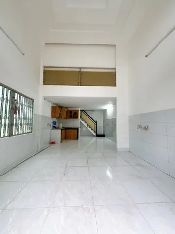 Căn duy nhất quận Tân Phú  - Bình Tân giá nhỉnh 5 tỷ. 46m2, 3 tầng lung linh, xách vali vào ở.
Gần Công viên Phú Lâm, Coopmart Bình Tân, khu Tên Lửa. Vị trí vàng, tiện ích ngập tràn, dân trí cao.