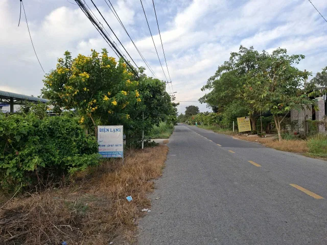 Cần thanh lý gấp đất tại mặt tiền đường Phú Thuận-  xã An Nhơn Tây ( trước là Phú Mỹ Hưng, huyện Củ Chi), thành phố Hồ Chí Minh