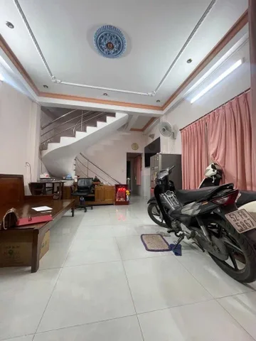 Bán Gấp Nhà Phố 2 Tầng 2 Mặt Thoáng Xe Hơi Vào Tới Cửa Đường Số 4 P 11 Gò Vấp