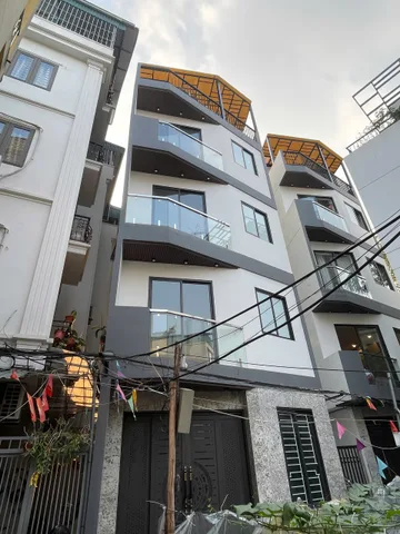 HIẾM BÁN NHÀ THANH AM -NHÀ ĐẸP ĐÓN TẾT - 4 PHÒNG NGỦ - LÔ GÓC - FULL NỘI THẤT THÔNG MINH