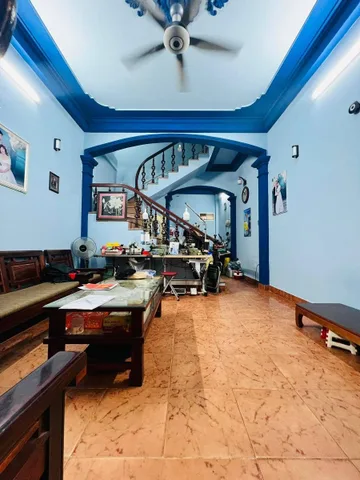 BÁN NHÀ ĐƯỜNG KIM GIANG. 60M2 XÂY 4 TẦNG. GẦN ĐƯỜNG Ô TÔ TRÁNH.