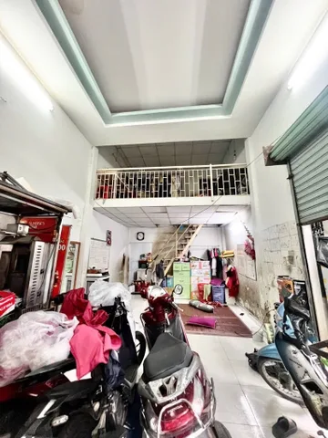 Nhà đẹp ở ngay đường Số 1 - Gần hồ Sinh Thái - Hẻm 6m xe hơi tận cửa